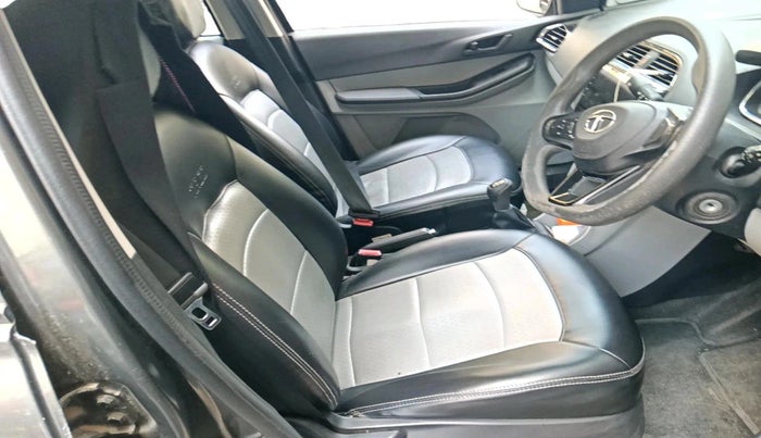2023 Tata Tiago XT (O) PETROL, Petrol, Manual, 24,350 km, interior