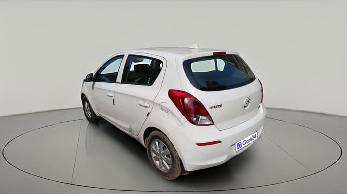 2013 Hyundai i20 SPORTZ 1.2, CNG, Manual, 1,09,871 km, exterior