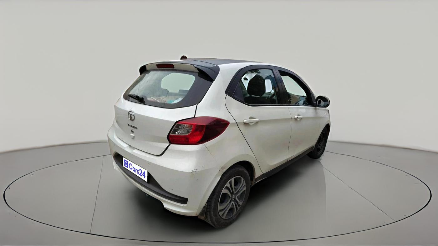 2020 Tata Tiago XZ PETROL, CNG, Manual, 80,270 km, exterior