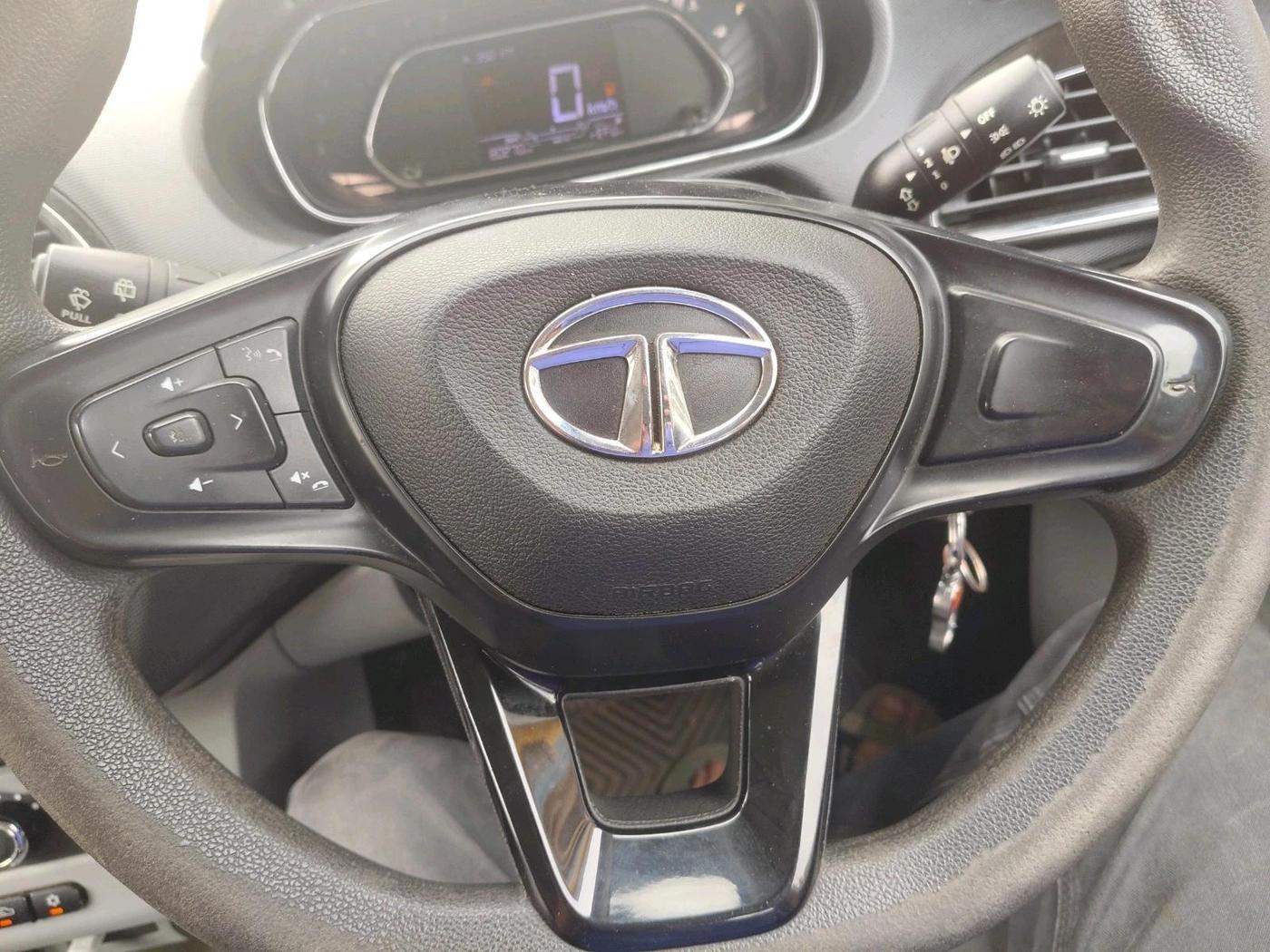 2020 Tata Tiago XZ PETROL, CNG, Manual, 80,270 km, interior