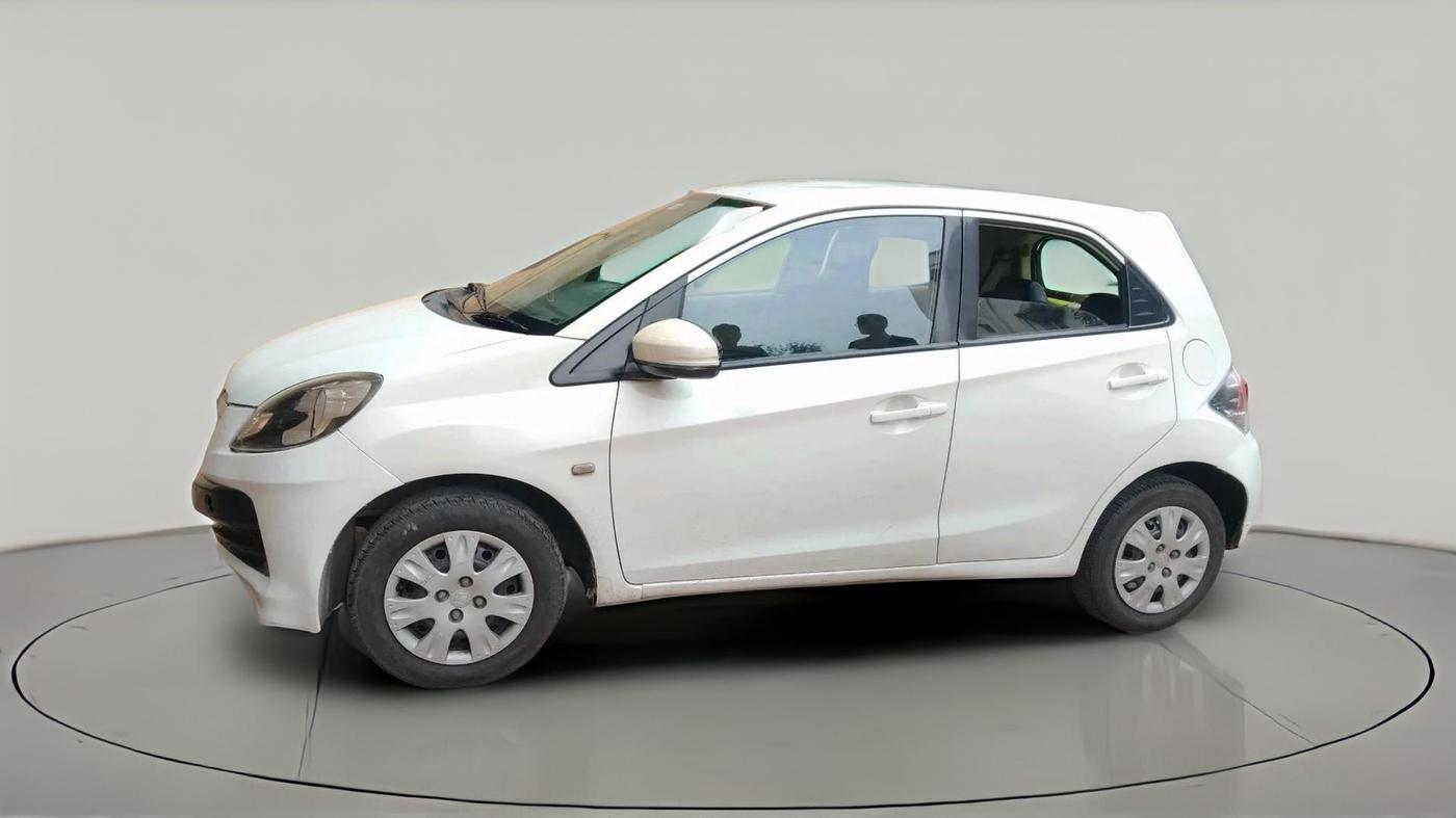 2015 Honda Brio S MT, CNG, Manual, 73,450 km, exterior