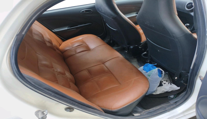 2013 Toyota Etios GD, Diesel, Manual, 63,407 km, interior