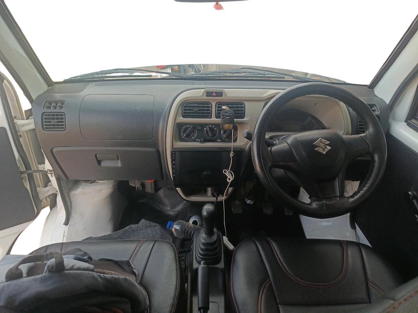 2023 Maruti Eeco 5 STR AC, CNG, Manual, 65,833 km, interior