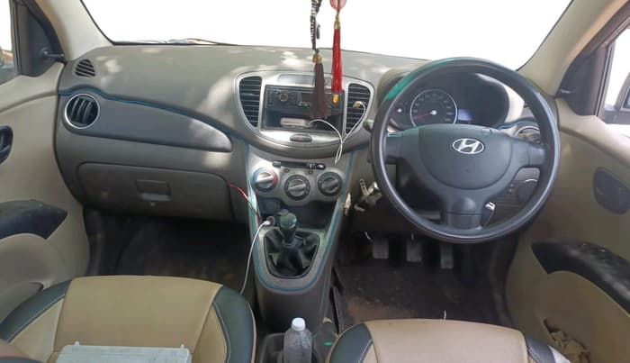 2014 Hyundai i10 MAGNA 1.1, CNG, Manual, 82,487 km, interior