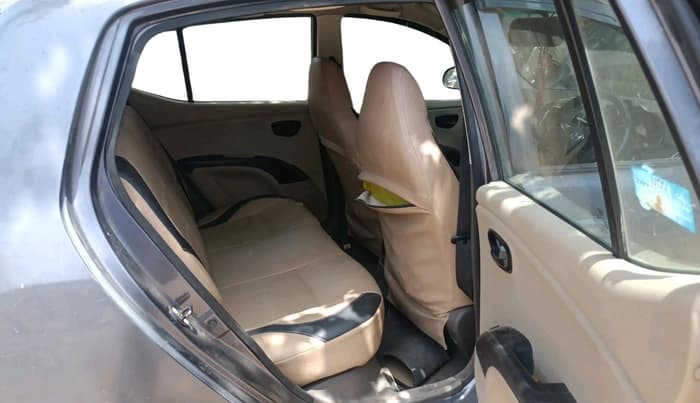 2014 Hyundai i10 MAGNA 1.1, CNG, Manual, 82,487 km, interior