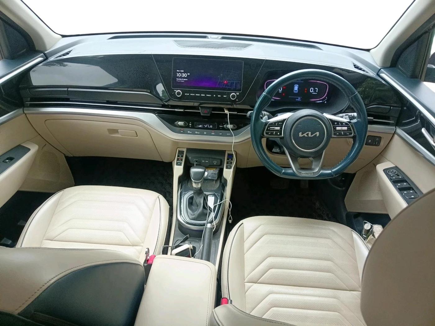 2022 KIA CARENS LUXURY PLUS 1.5 DIESEL AT 7 STR, Diesel, Automatic, 57,840 km, interior