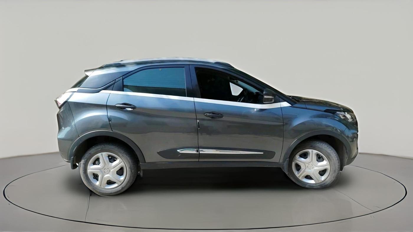 2022 Tata NEXON XM PLUS SUNROOF DIESEL, Diesel, Manual, 37,311 km, exterior
