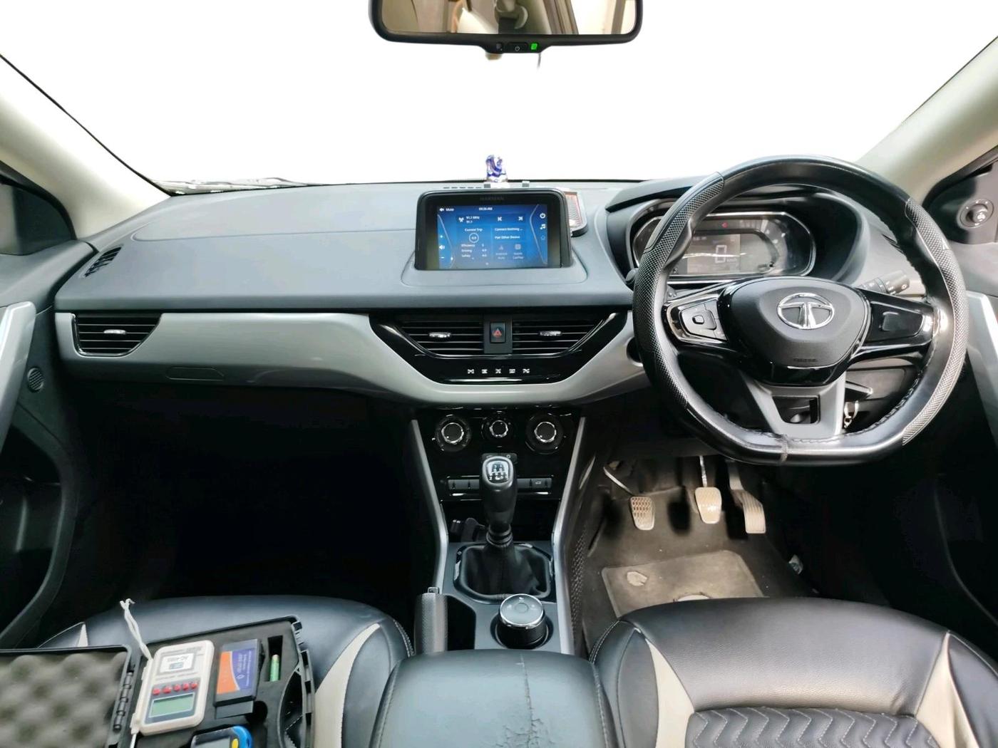 2022 Tata NEXON XM PLUS SUNROOF DIESEL, Diesel, Manual, 37,311 km, interior