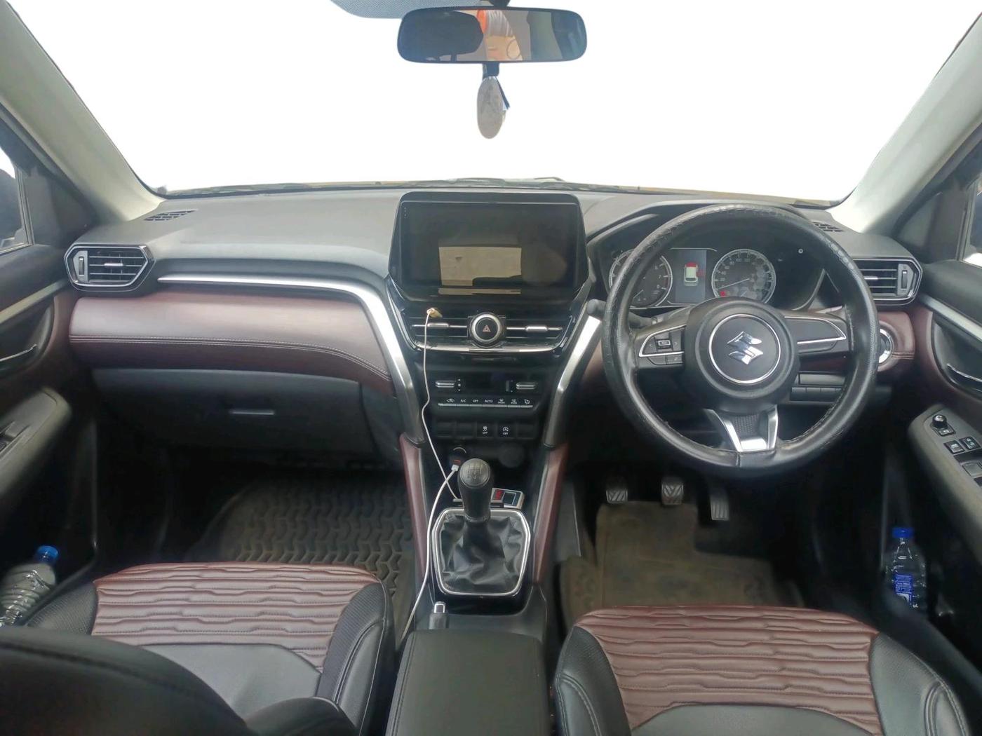 2024 Maruti Grand Vitara SIGMA SMART HYBRID, Petrol, Manual, 29,745 km, interior