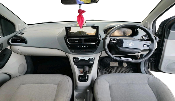2025 Tata Tiago XZA, Petrol, Automatic, 7,001 km, interior