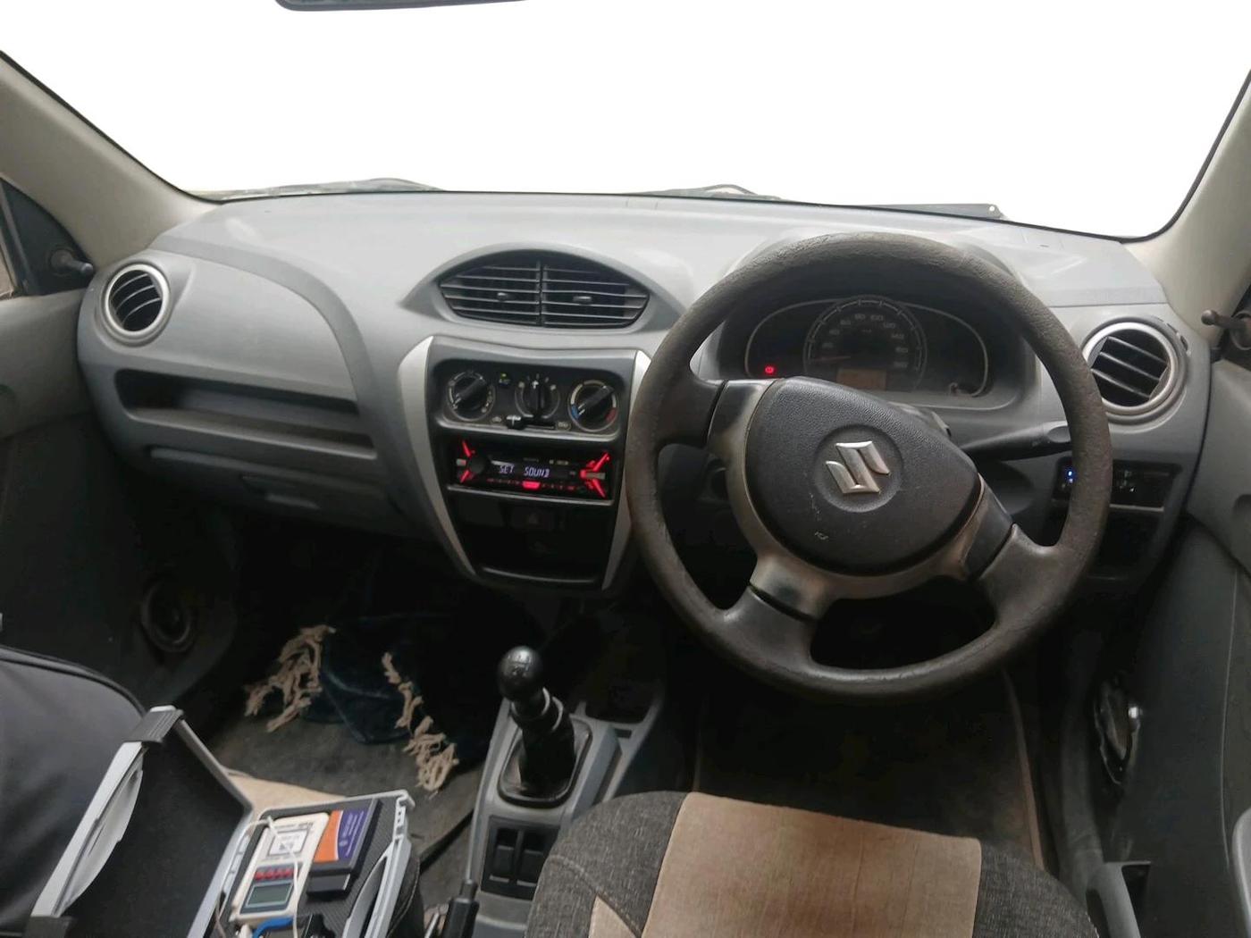 2013 Maruti Alto LXI, CNG, Manual, 1,25,635 km, interior