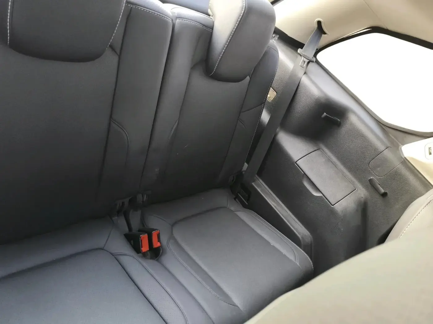 2017 Tata Hexa XTA 4X2 6 STR, Diesel, Automatic, 1,86,491 km, interior