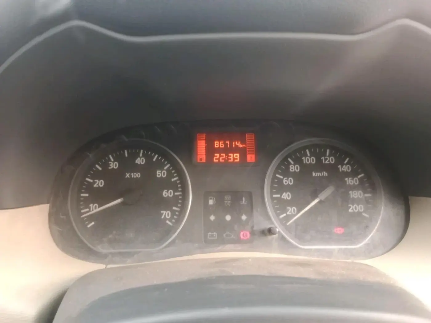 2013 Nissan Terrano XV D THP PREMIUM 110 PS, Diesel, Manual, 86,714 km, interior