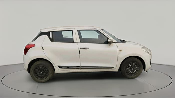 2020 Maruti Swift LXI, Petrol, Manual, 94,365 km, exterior
