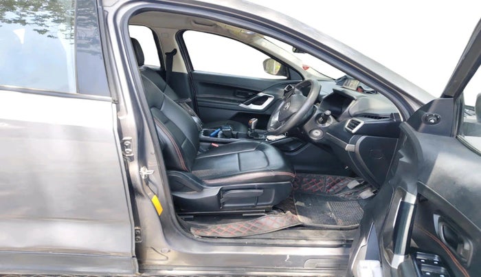 2019 Tata Harrier XM 2.0L KRYOTEC, Diesel, Manual, 1,24,720 km, interior