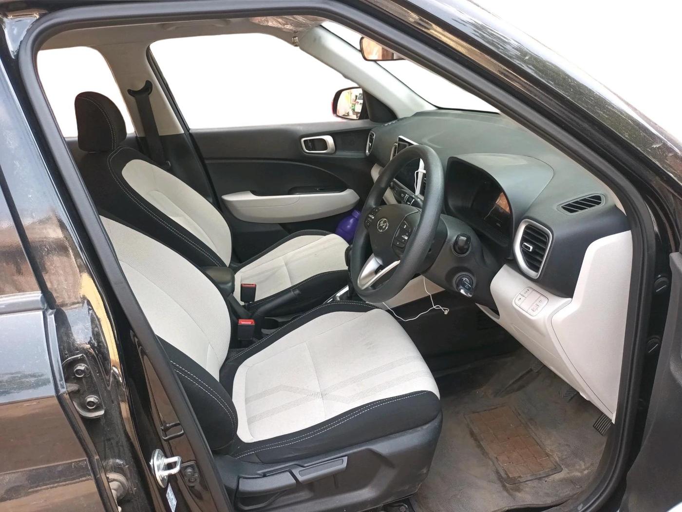 2024 Hyundai VENUE S (O) Plus 1.2 Petrol , Petrol, Manual, 10,709 km, interior