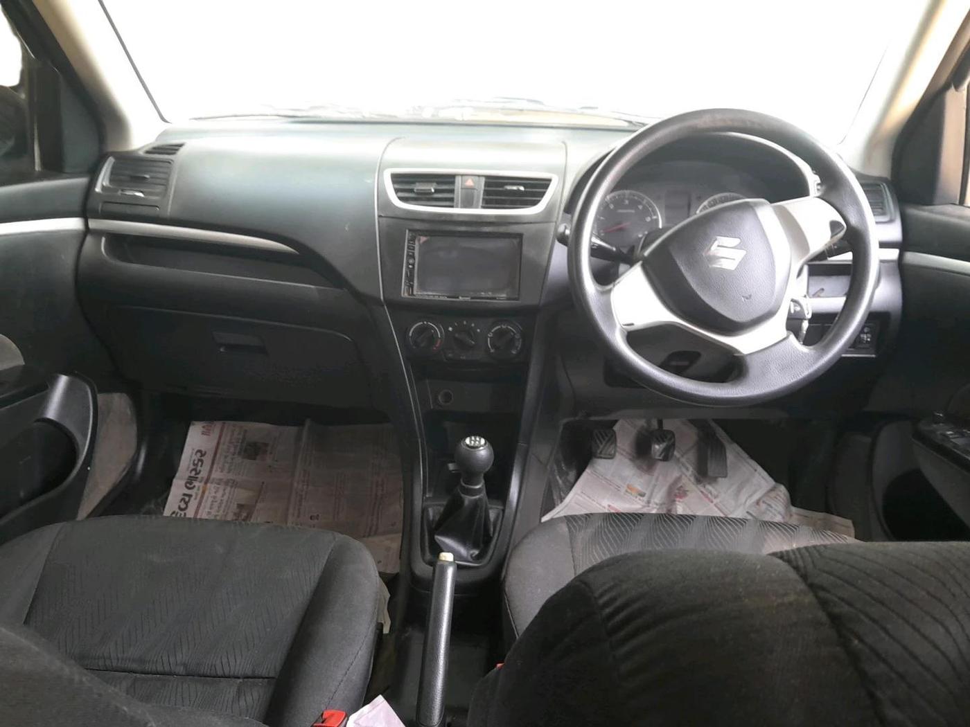 2013 Maruti Swift VDI, Diesel, Manual, 1,72,794 km, interior