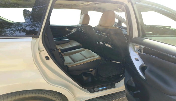 2023 Toyota Innova Crysta 2.4 ZX 7STR, Diesel, Manual, 62,634 km, interior