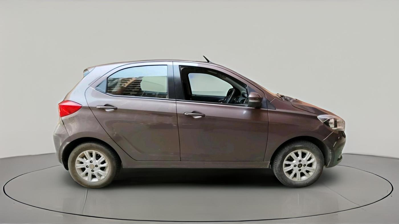 2017 Tata Tiago XZ PETROL, Petrol, Manual, 61,062 km, exterior