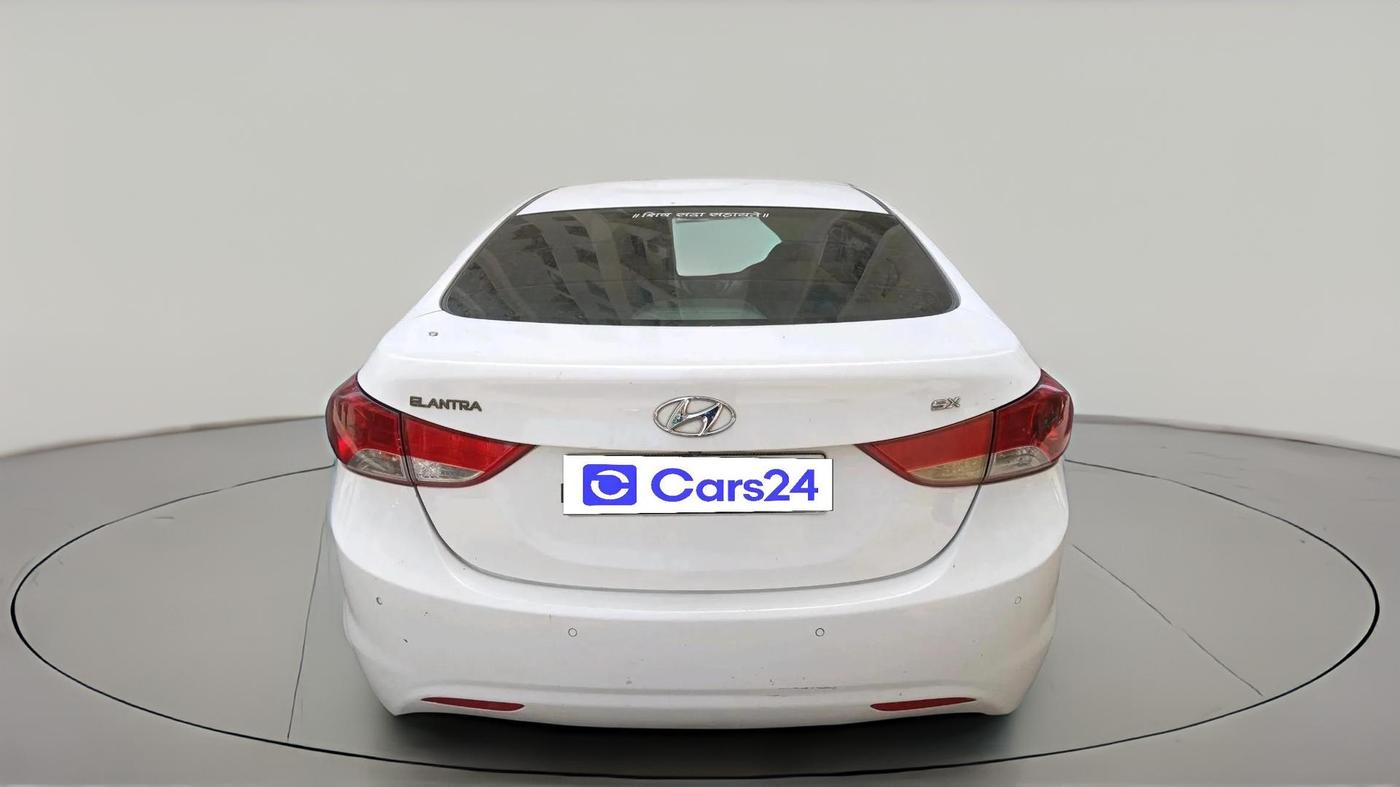 2013 Hyundai New Elantra 1.8 SX MT VTVT, Petrol, Manual, 1,28,213 km, exterior