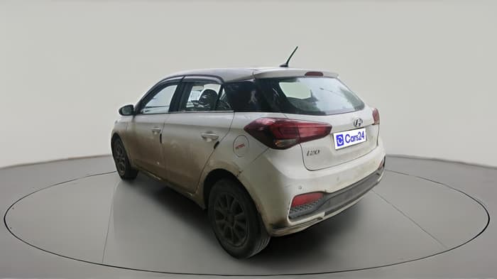 2020 Hyundai Elite i20 SPORTZ PLUS 1.2, Petrol, Manual, 1,09,559 km, exterior