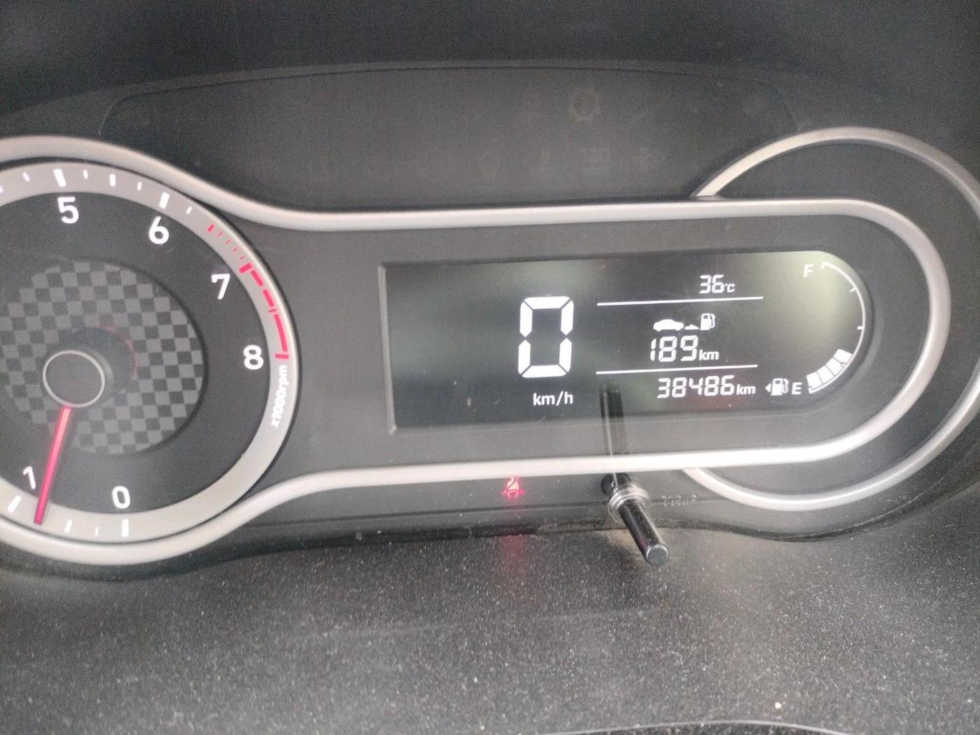 2020 Hyundai GRAND I10 NIOS SPORTZ 1.2 KAPPA VTVT, Petrol, Manual, 38,486 km, interior