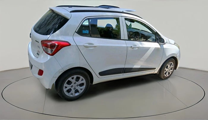 2015 Hyundai Grand i10 SPORTZ 1.2 KAPPA VTVT, Petrol, Manual, 97,184 km, exterior