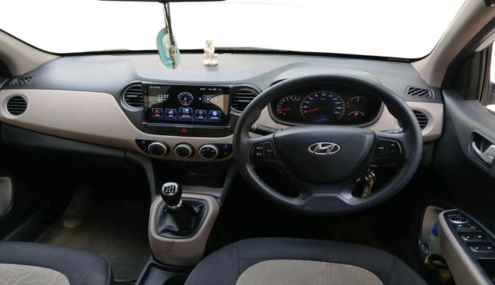 2015 Hyundai Grand i10 SPORTZ 1.2 KAPPA VTVT, Petrol, Manual, 97,184 km, interior