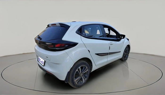 2024 Tata ALTROZ XZ CNG, CNG, Manual, 13,694 km, exterior