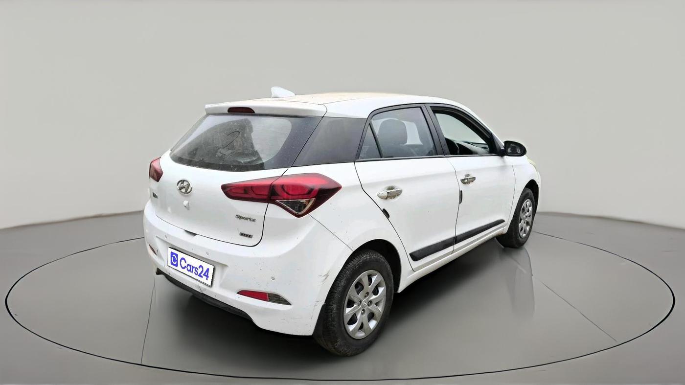 2015 Hyundai Elite i20 SPORTZ 1.2, Petrol, Manual, 1,05,035 km, exterior