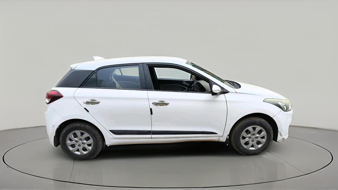 2015 Hyundai Elite i20 SPORTZ 1.2, Petrol, Manual, 1,05,035 km, exterior