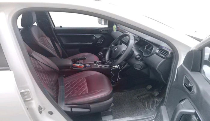 2022 Renault Kiger RXZ MT, Petrol, Manual, 51,539 km, interior