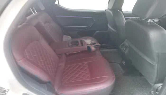 2022 Renault Kiger RXZ MT, Petrol, Manual, 51,539 km, interior