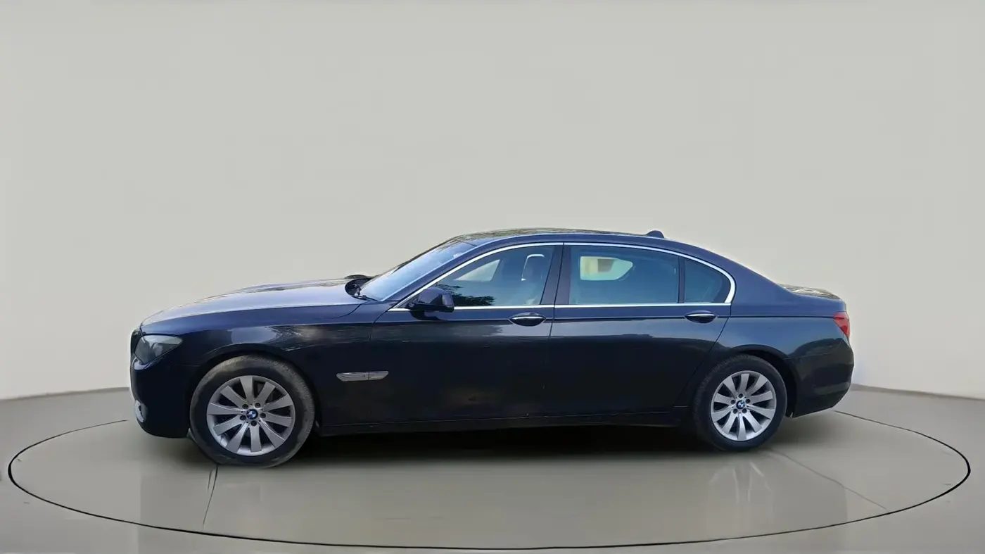 2011 BMW 7 Series 730Ld, Diesel, Automatic, 1,53,061 km, exterior