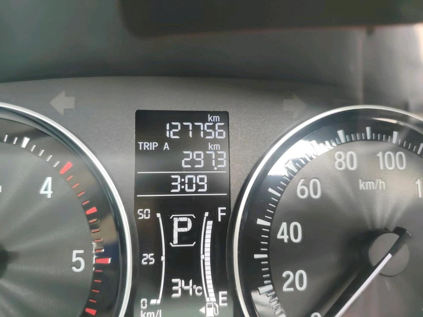 2018 Honda Amaze 1.5L I-DTEC V CVT, Diesel, Automatic, 1,27,756 km, interior
