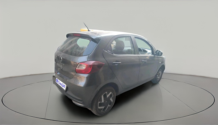 2025 Tata Tiago XM CNG, CNG, Manual, 11,976 km, exterior