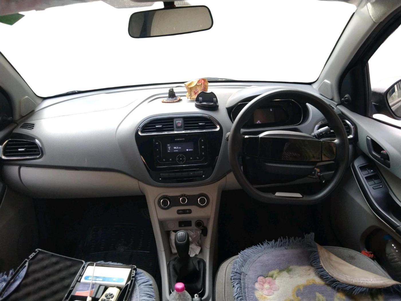 2025 Tata Tiago XM CNG, CNG, Manual, 11,976 km, interior