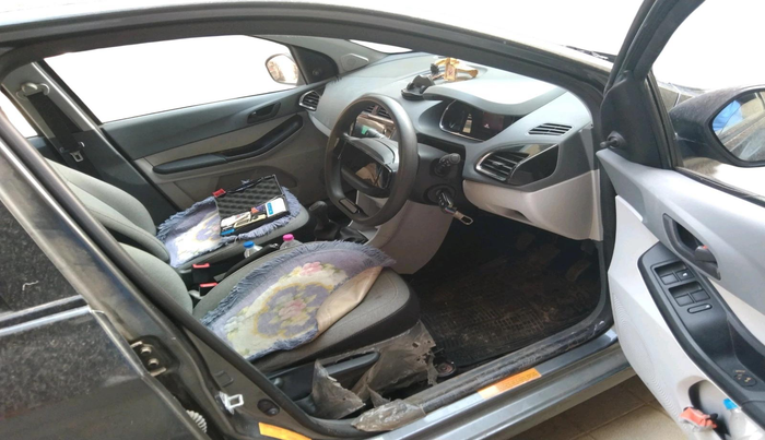 2025 Tata Tiago XM CNG, CNG, Manual, 11,976 km, interior