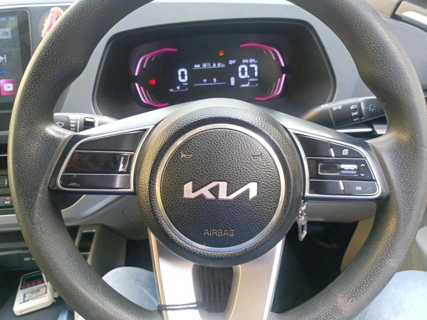 2022 KIA CARENS PREMIUM 1.5 DIESEL 7 STR, Diesel, Manual, 1,44,194 km, interior