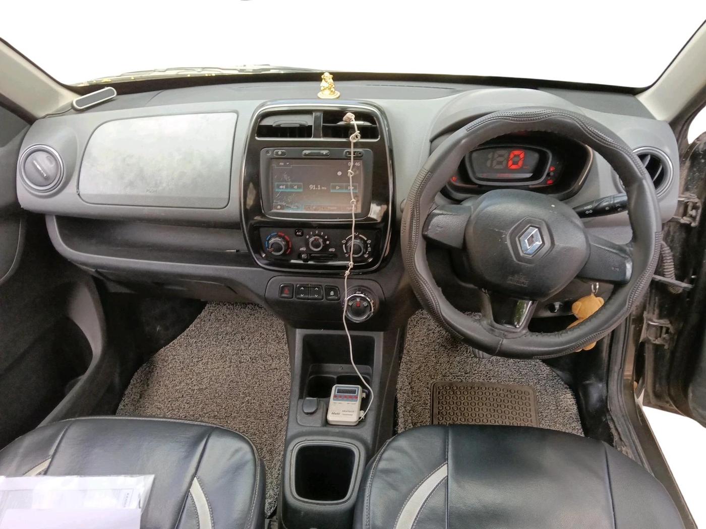 2017 Renault Kwid RXT 1.0 AMT (O), Petrol, Automatic, 60,983 km, interior