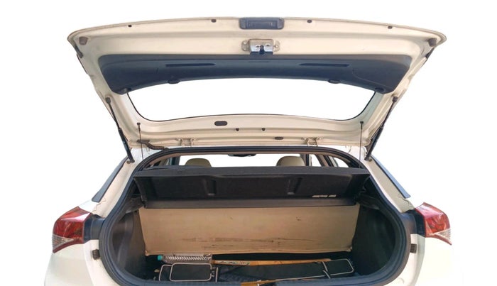 2014 Hyundai Elite i20 SPORTZ 1.2, Petrol, Manual, 2,44,892 km, exterior