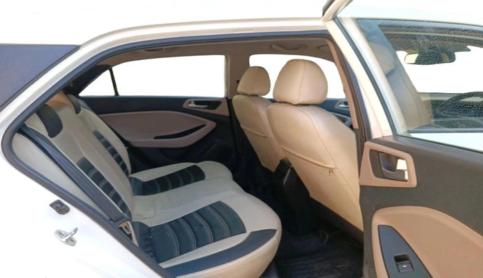 2014 Hyundai Elite i20 SPORTZ 1.2, Petrol, Manual, 2,44,892 km, interior