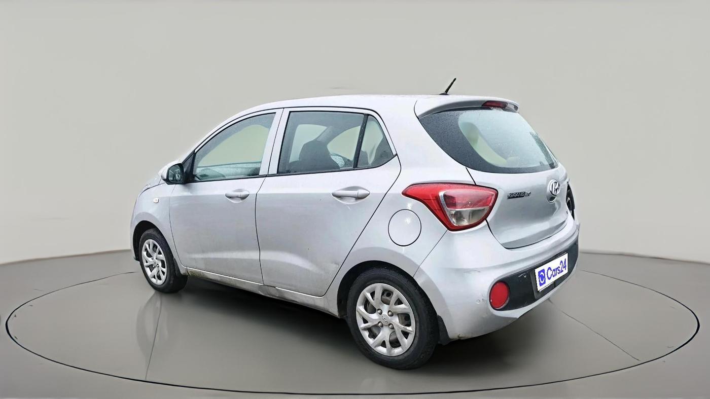 2017 Hyundai Grand i10 SPORTZ 1.2 KAPPA VTVT, CNG, Manual, 1,75,394 km, exterior
