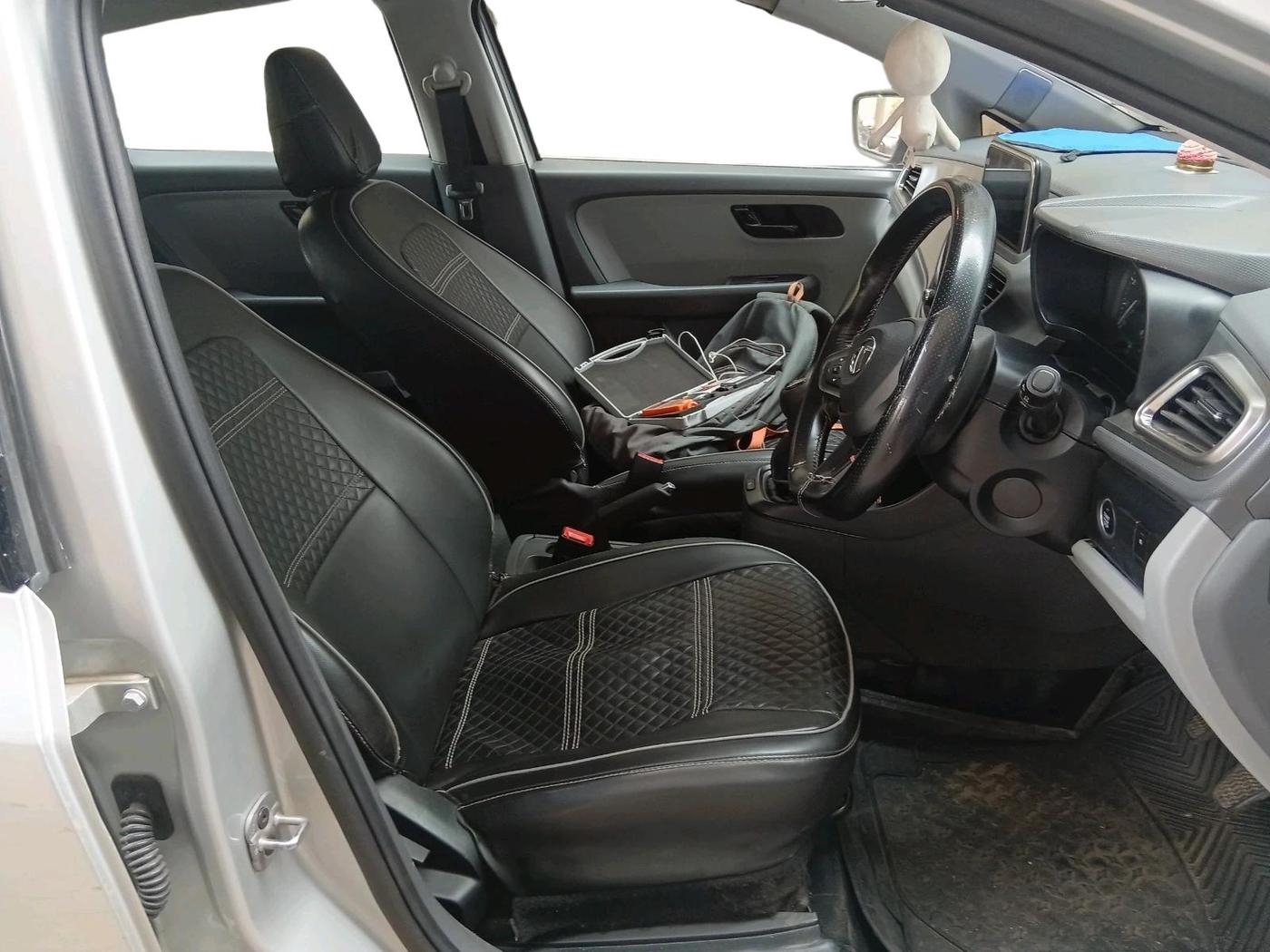2020 Tata ALTROZ XT PETROL, Petrol, Manual, 98,462 km, interior