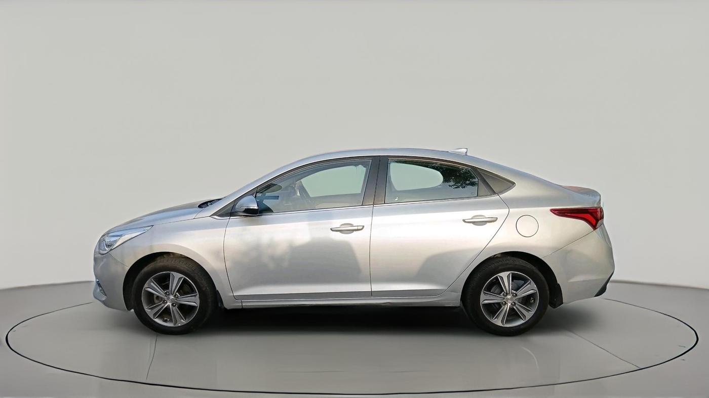 2018 Hyundai Verna 1.6 CRDI SX + AT, Diesel, Automatic, 74,038 km, exterior