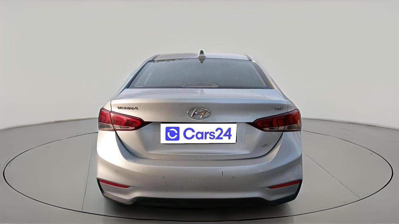 2018 Hyundai Verna 1.6 CRDI SX + AT, Diesel, Automatic, 74,038 km, exterior