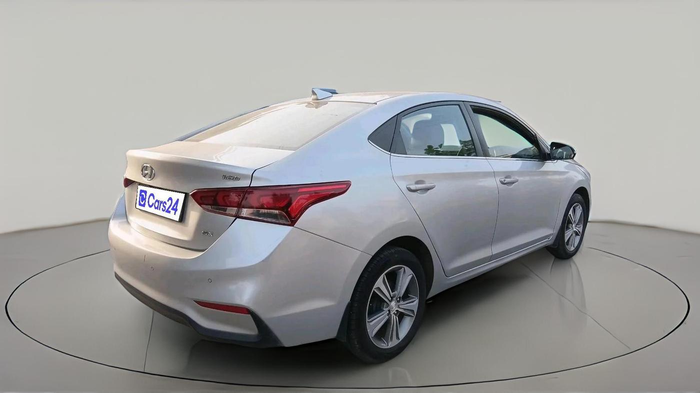 2018 Hyundai Verna 1.6 CRDI SX + AT, Diesel, Automatic, 74,038 km, exterior