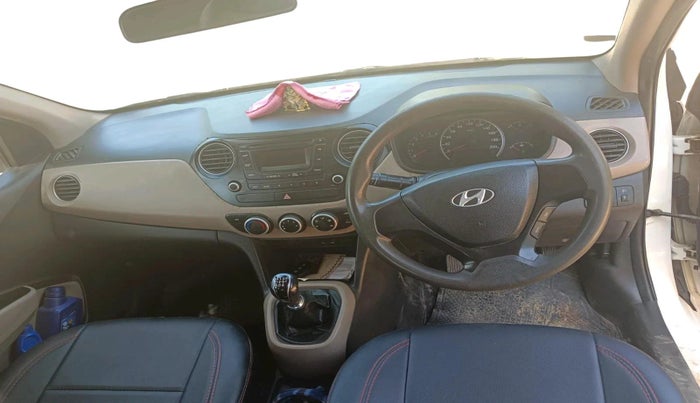 2014 Hyundai Grand i10 SPORTZ 1.1 CRDI, Diesel, Manual, 1,12,782 km, interior