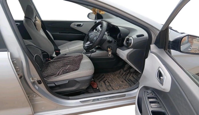 2020 Hyundai GRAND I10 NIOS SPORTZ 1.2 KAPPA VTVT, Petrol, Manual, 45,204 km, interior