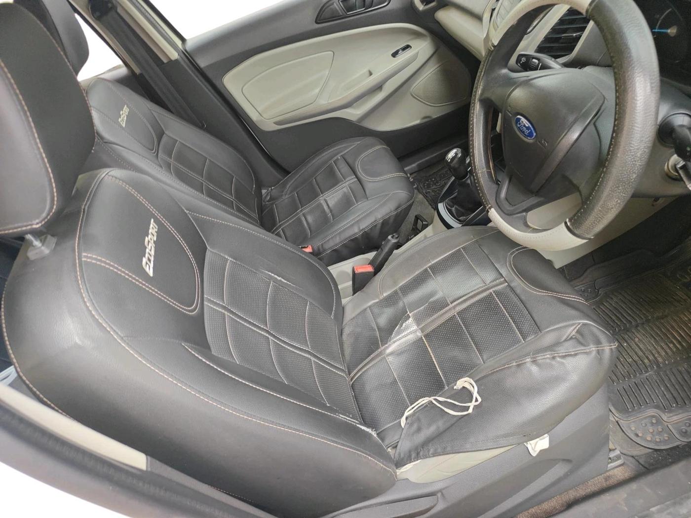 2016 Ford Ecosport AMBIENTE 1.5L DIESEL, Diesel, Manual, 1,19,431 km, interior